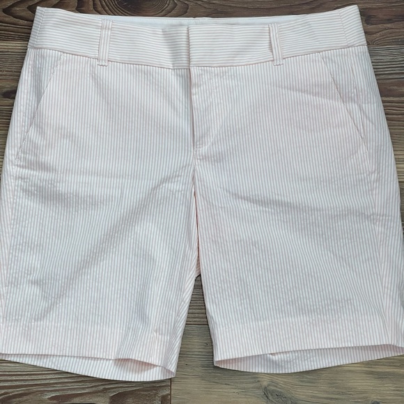 New J.‎ Crew 10 Pink Striped Shorts w Pockets and Stretch 280 - Picture 1 of 10